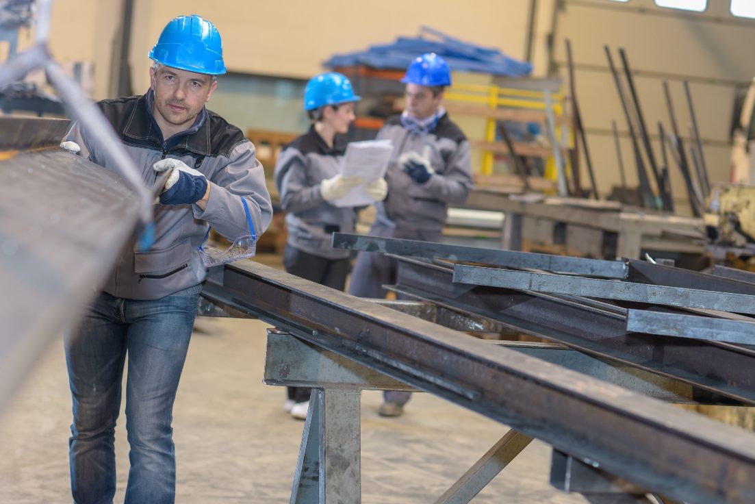 Le polissage des métaux, une étape incontournable dans l’industrie et divers secteurs…